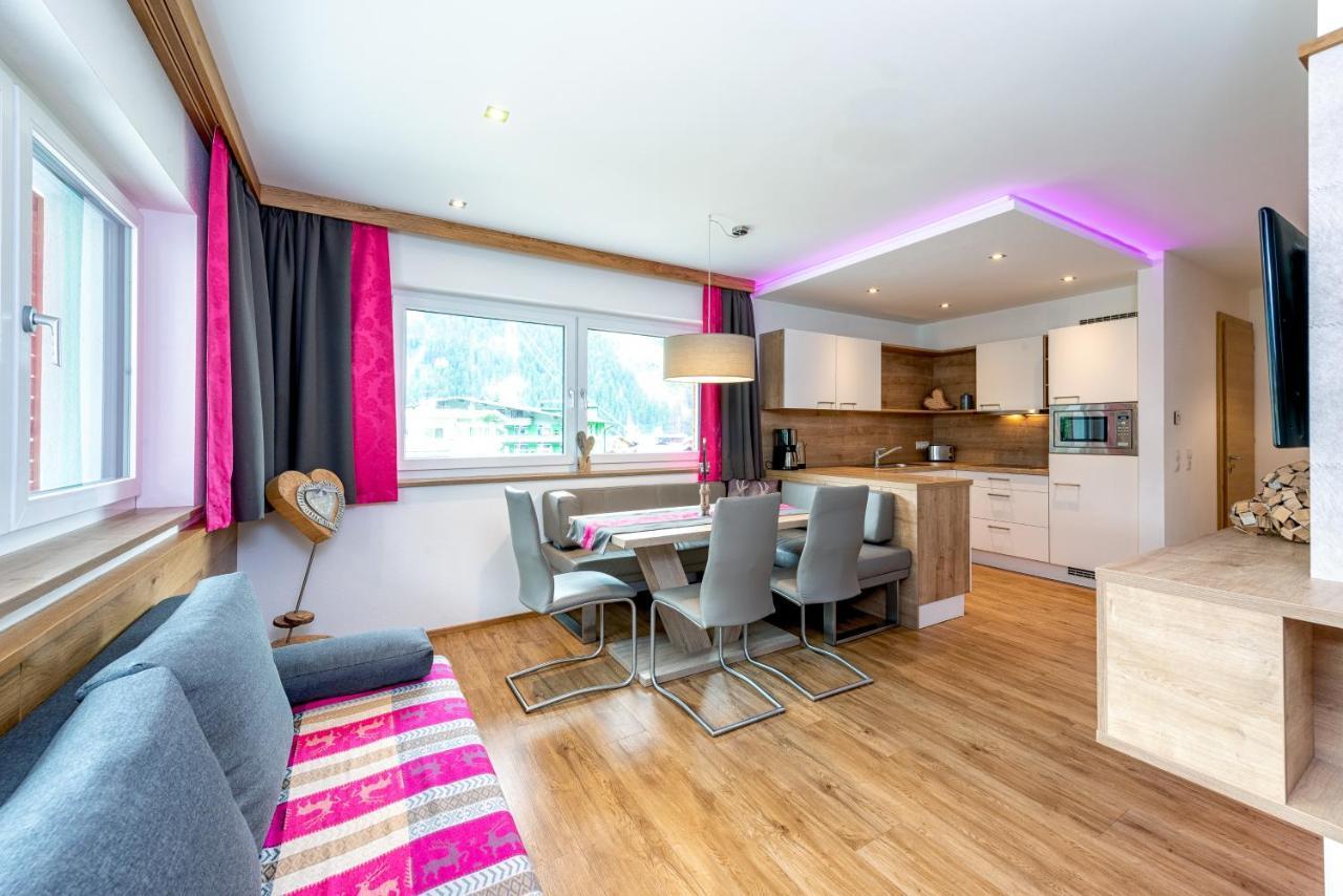 Apartart Appartement Mayrhofen Buitenkant foto